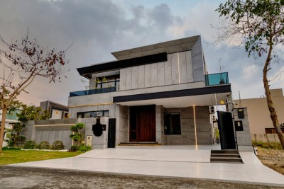 Brand New Corner Furnished Aamazing House