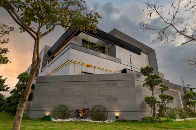 Brand New Corner Furnished Aamazing House