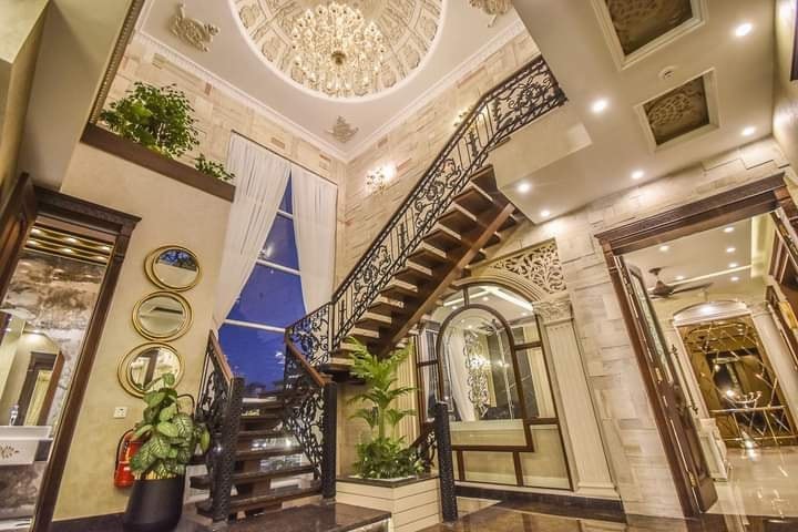 1-Kanal Lawn + 1-Kanal Full Basement Home-3