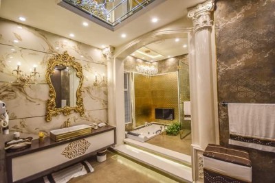 1-Kanal Lawn + 1-Kanal Full Basement Home