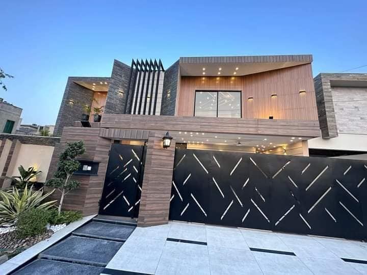 Brand New Super Luxury House-9