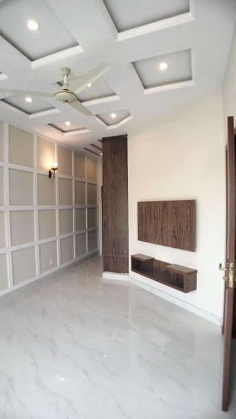 10 Marla Brand House-6