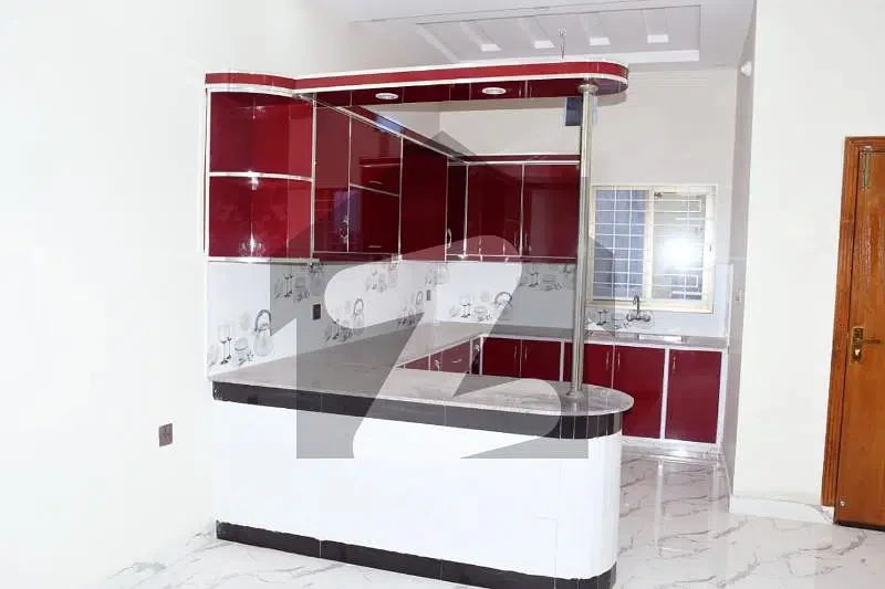 5 Marla Dream House For Sale In Royal Garden Burewala-4