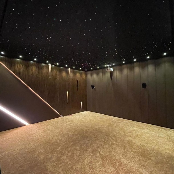 1 Kanal Brand Home-4